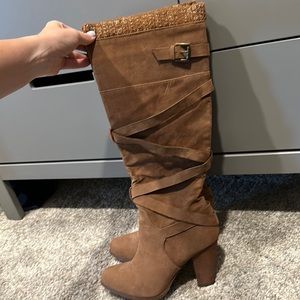 Brown heeled boots size 10